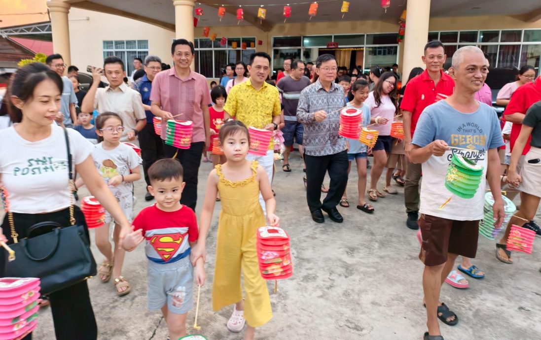 已签发（大北马）华都村社管会举办的中秋晚会