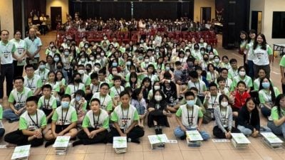 禁止学生使用手机行不通  彭文宗：或造成混乱与不便