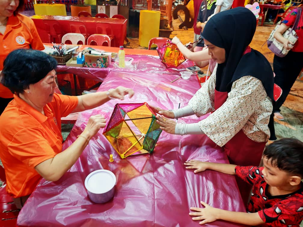 已签发（大北马）黄佳祯鼓励华裔多生育，以便有人守护和传承文化。