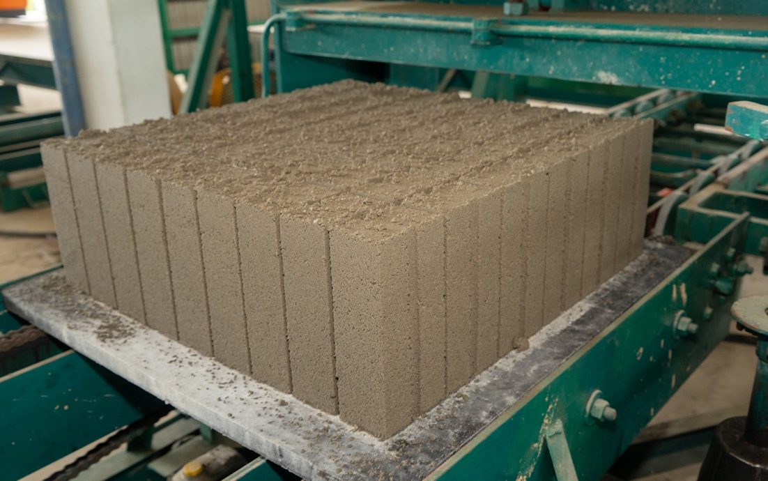 已签发(大北马)PBA推动滤水残渣再循环项目 荣获马来西亚国际水务大会金奖