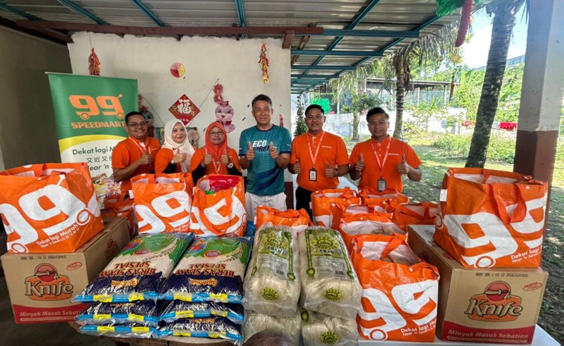 已签发(大都会版头)99重阳节捐赠物资给老人院