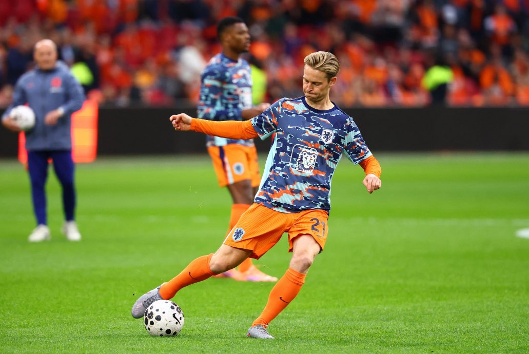 巴塞续约荷兰中场至2029年 德容解约金高达24.6亿