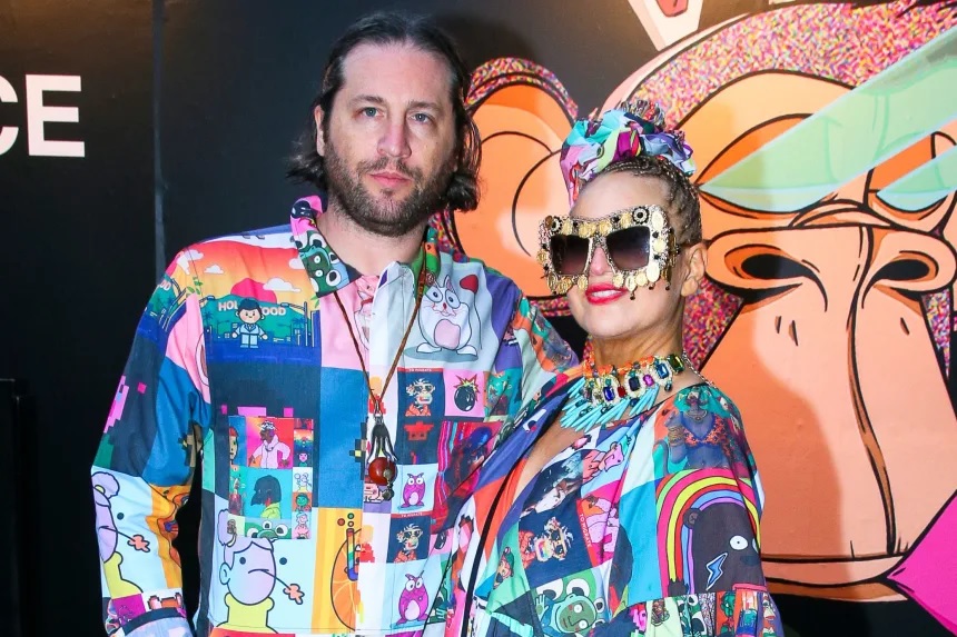 希雅被索要每月百万赡养费  前夫奢华惯了控诉遭断资源