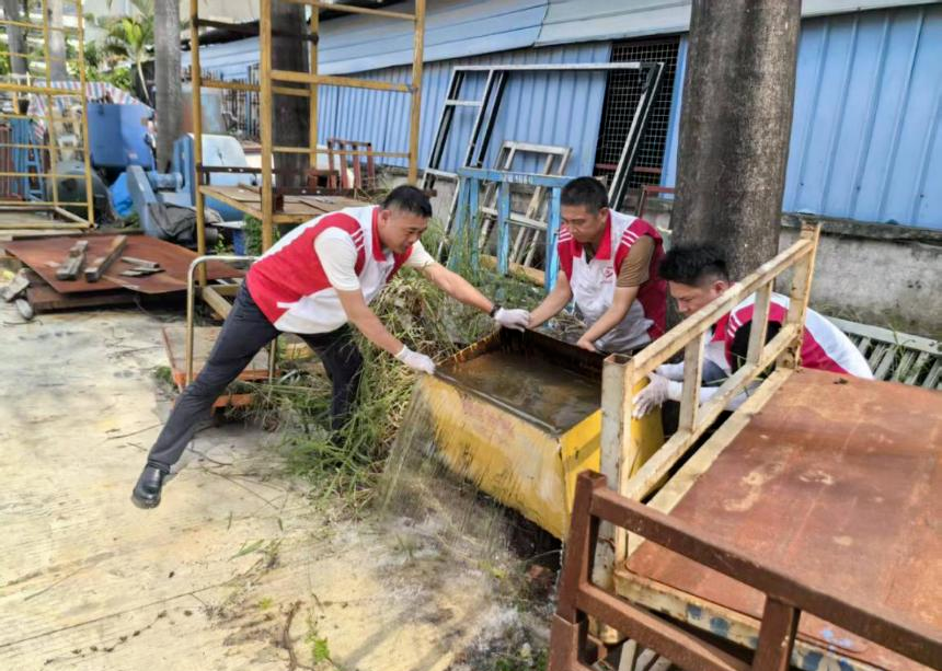 应对基孔肯雅热疫情 广东中山万名党员干部为防疫放弃假期