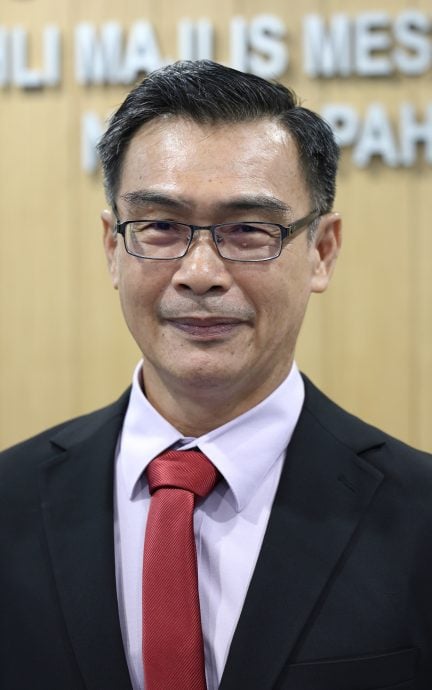 彭公正党7新村村长获颁委任状。沈春祥:继续争取8新增村长职。