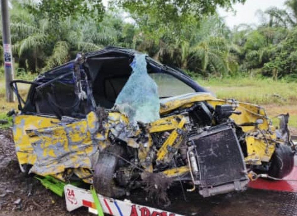 必下 // NS马口:马口通往金马扬路下雨天发生致命车祸，导致巫裔男子死亡