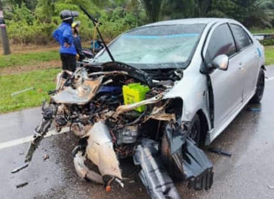 必下 // NS马口:马口通往金马扬路下雨天发生致命车祸，导致巫裔男子死亡