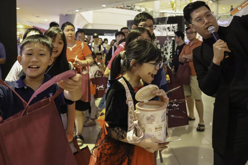 怡保百利广场“怪兽派对”热闹登场 亲子齐欢庆万圣节