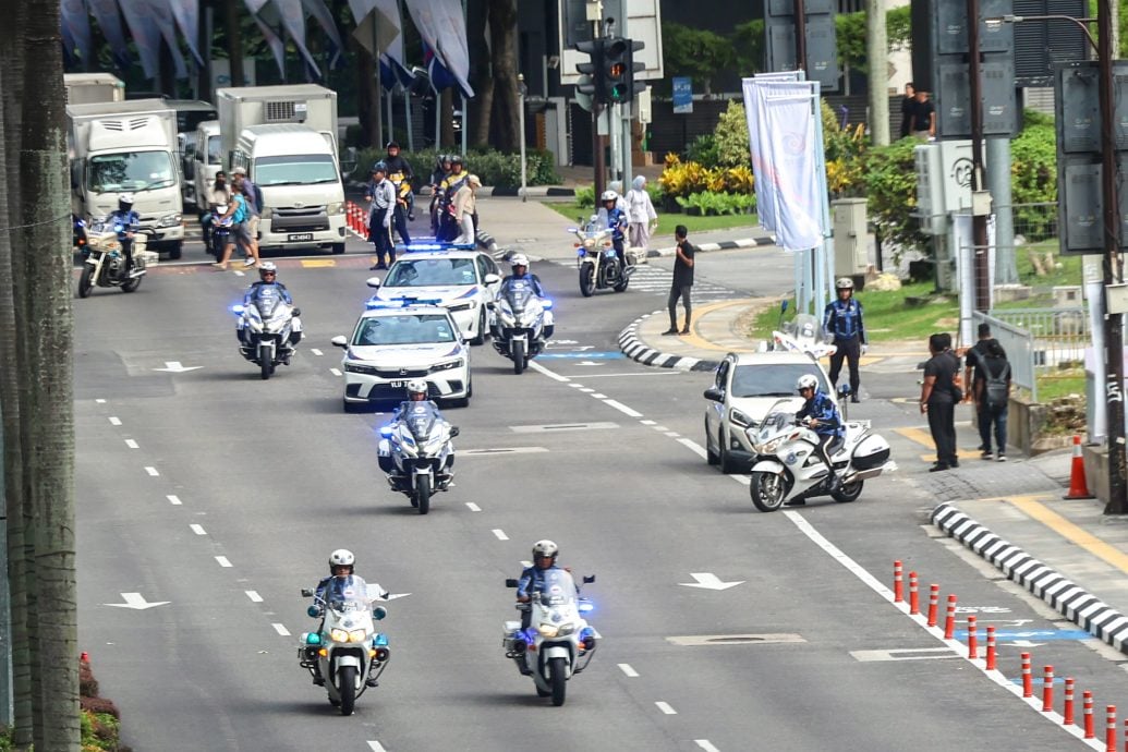 总警长亲自监督峰会彩排活动