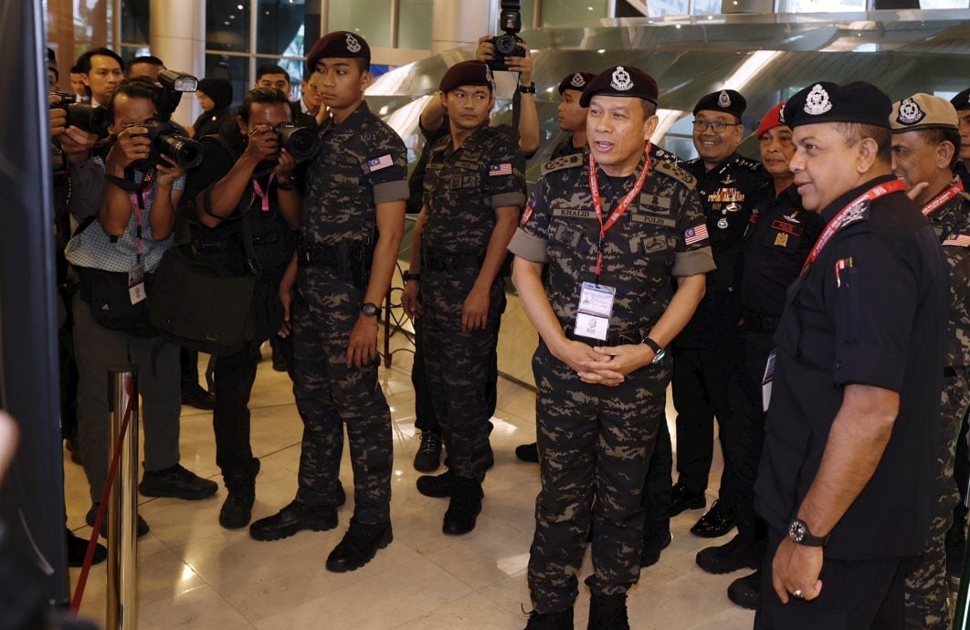 总警长亲自监督峰会彩排活动