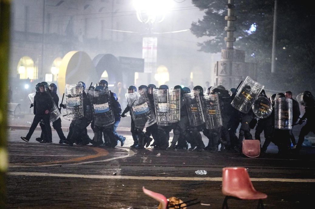 意大利爆200万人示威!罗马瘫痪声援加沙 全境爆大规模罢工