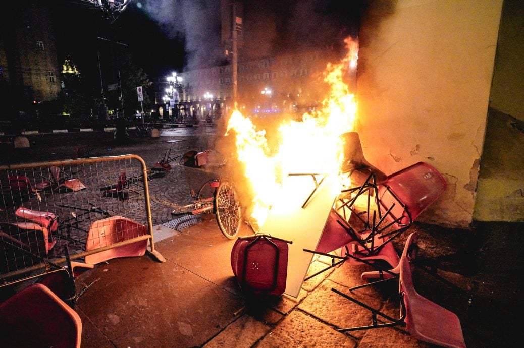 意大利爆200万人示威!罗马瘫痪声援加沙 全境爆大规模罢工