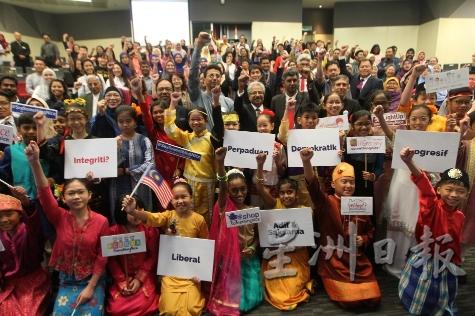 我们/国庆反思 阿纳斯朱比迪：国旗等种族事件非真正问题 政治仍依赖种族宗教课题才是问题