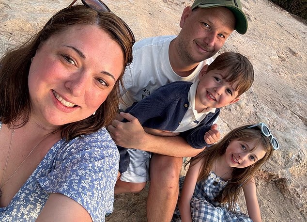 打个哈欠脖子竟断了 全身如遭电殛 女子半身瘫痪