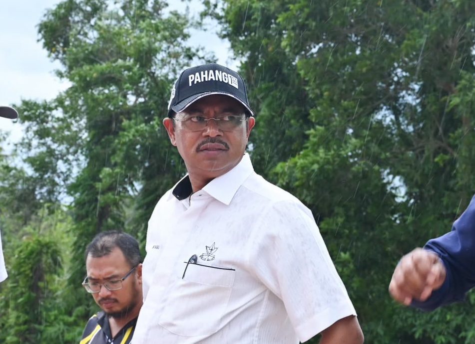 拉查里:彭州没有玛拉初级理科学院因爆发流感传染而关闭。