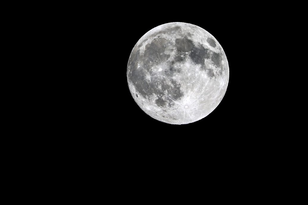 拼盘 月亮耀中秋 各地高空挂