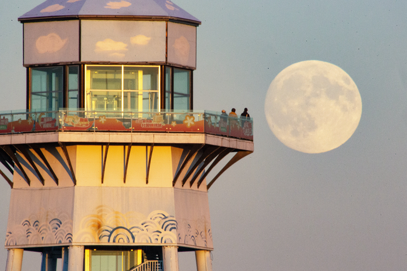 拼盘 月亮耀中秋 各地高空挂