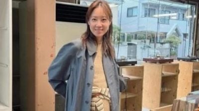 撑腰穿宽松裙疑怀孕 孔孝振急辟谣