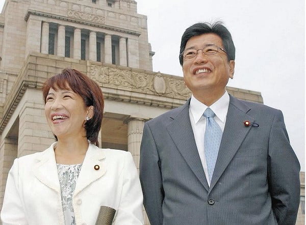 日本“第一先生”与妻子奇妙姻缘　  拥厨师执照凭一句话夺芳心