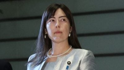 日混血女阁员誓整顿外国人