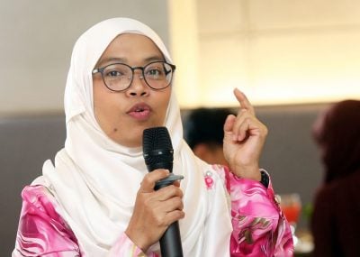 暖势力//“隧道尽头有彩虹” 乳癌幸存者化身支持志工鼓励病友