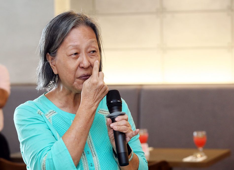 暖势力//“隧道尽头有彩虹” 乳癌幸存者化身支持志工鼓励病友