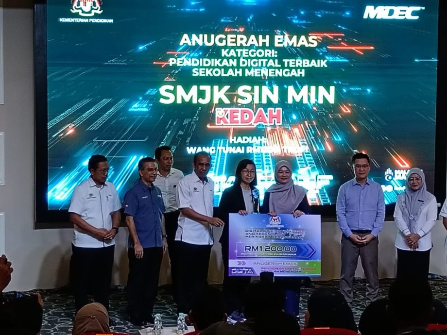 暖势力∕李丽清