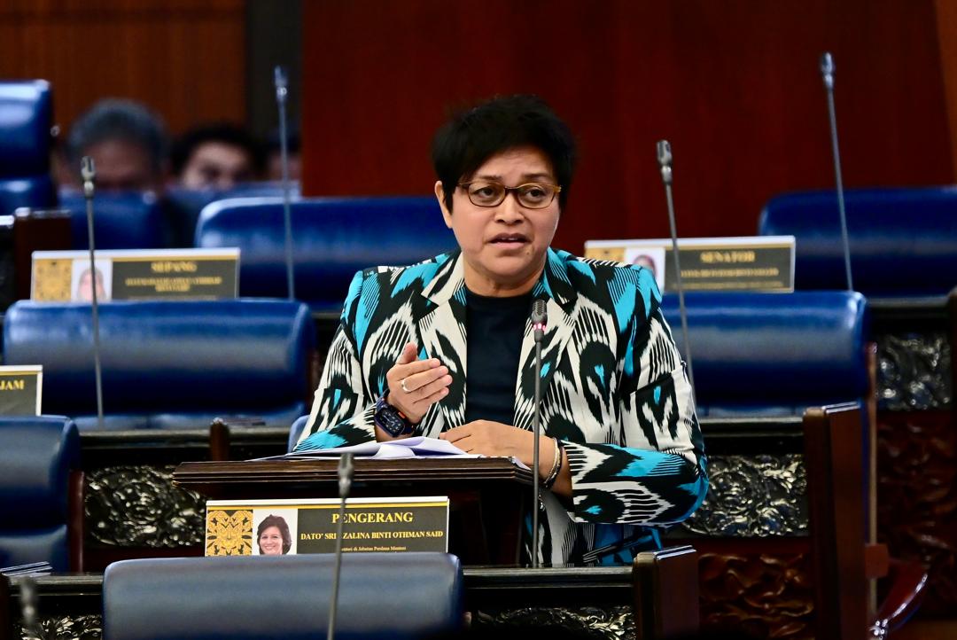 未上网/国会/阿莎丽娜:明年呈宪法修正案 落实检控分权