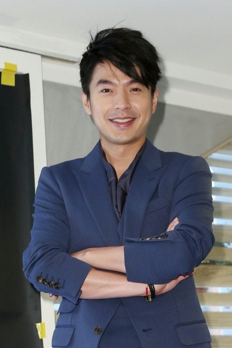 李威出庭全程沉默 死者家属批13被告未道歉