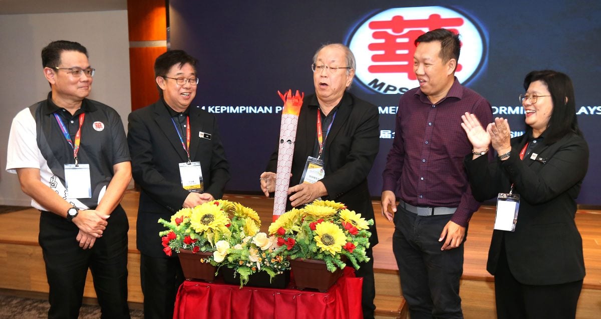 林汶珊：结合华社各界迈进 持续传承华中不孤单  