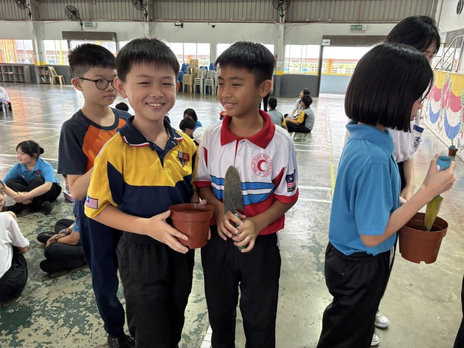 新山宽中学生到华小实践服务学习计划