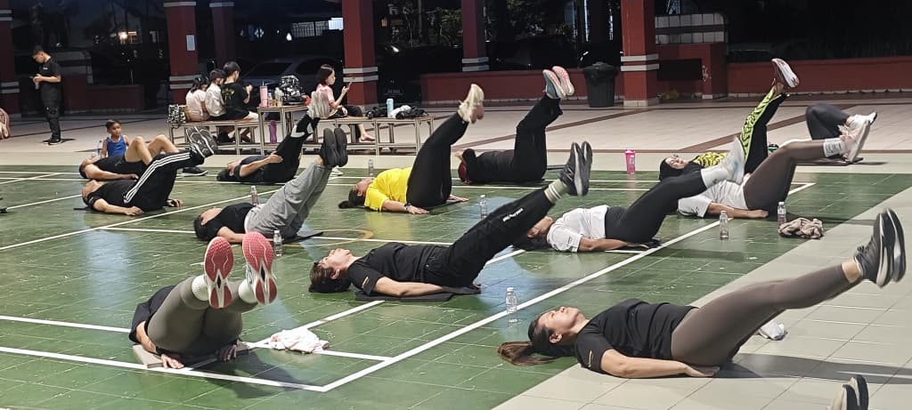 柔：乐活频道：跟着健身营动起来！