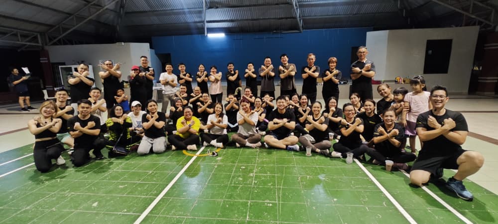 柔：乐活频道：跟着健身营动起来！