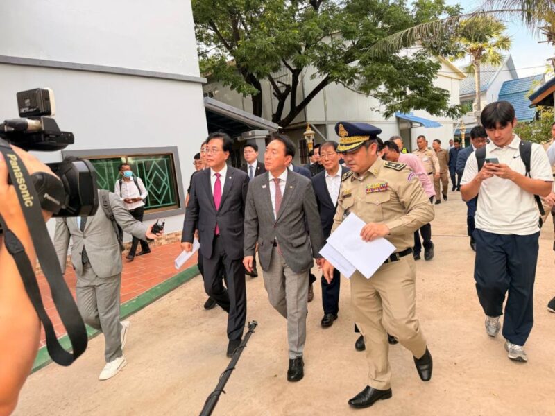 柬捣毁电诈窝点捕57韩国人 韩议员:都是自愿的