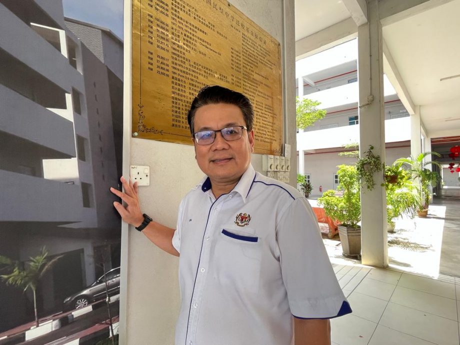 校方家长齐把关 流感来袭学校加强防范