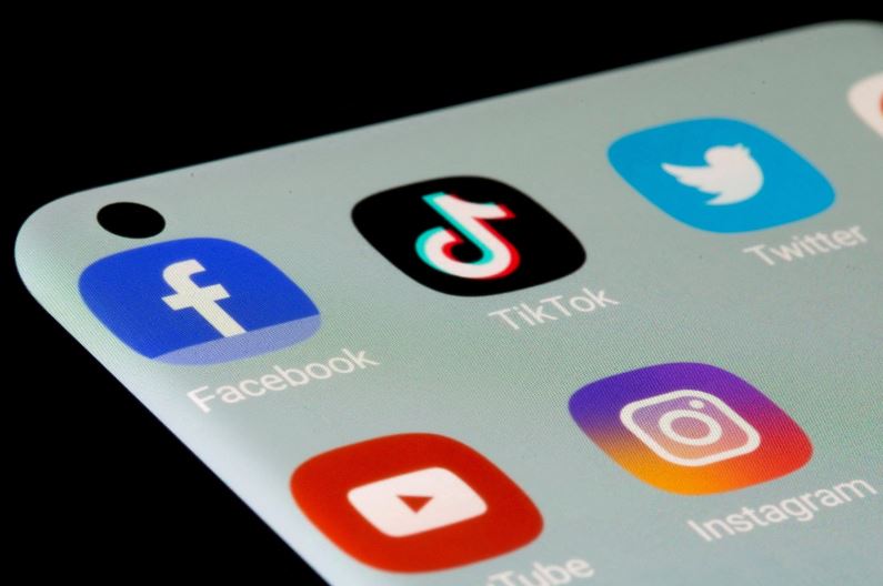 欧盟立法者提议禁16岁以下儿童使用社媒