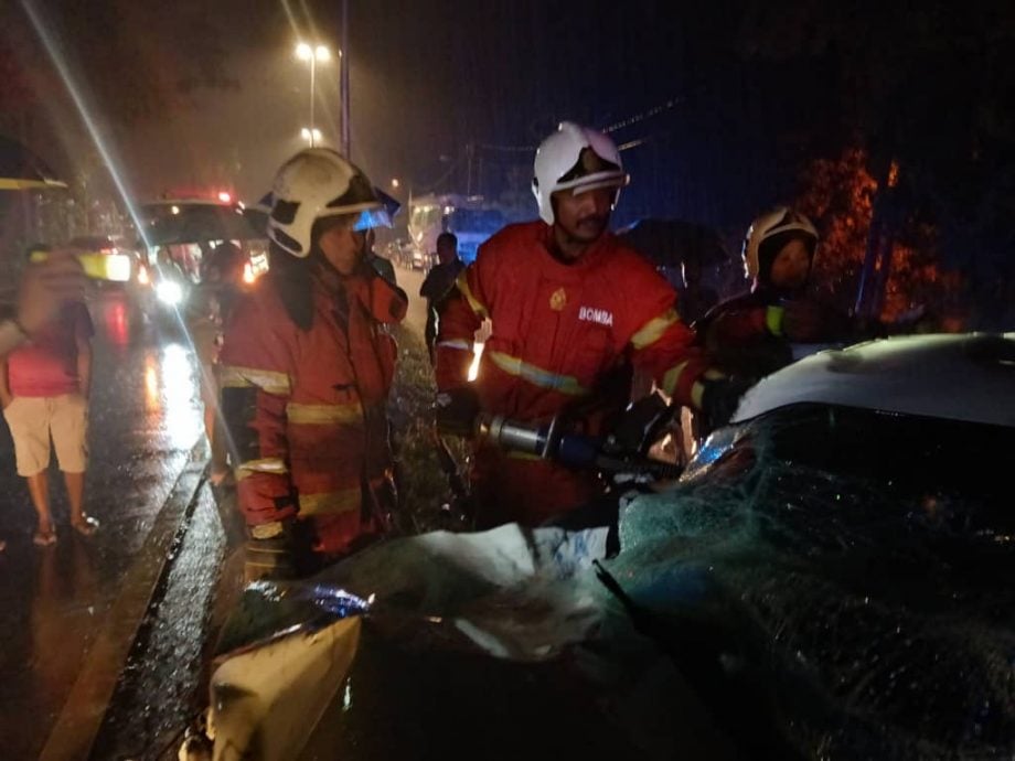 江沙路 轿车 罗里车祸 马来男子被夹毙