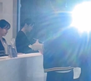 法官狠批边佑锡机场太高调 保安执勤过当被开罚