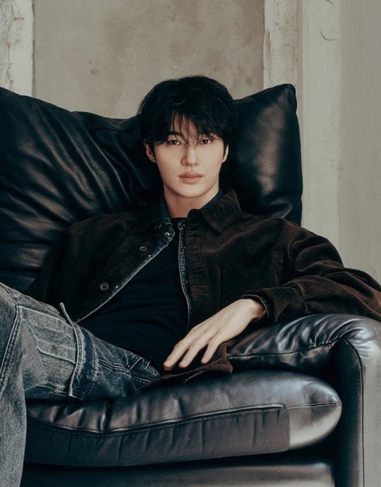 法官狠批边佑锡机场太高调 保安执勤过当被开罚