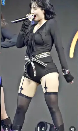 泫雅变胖超崩坏 女神认：我吃太多