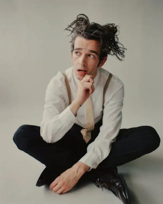 泰莱新歌隐喻惹议 疑diss酷娃恰莉姐妹情断