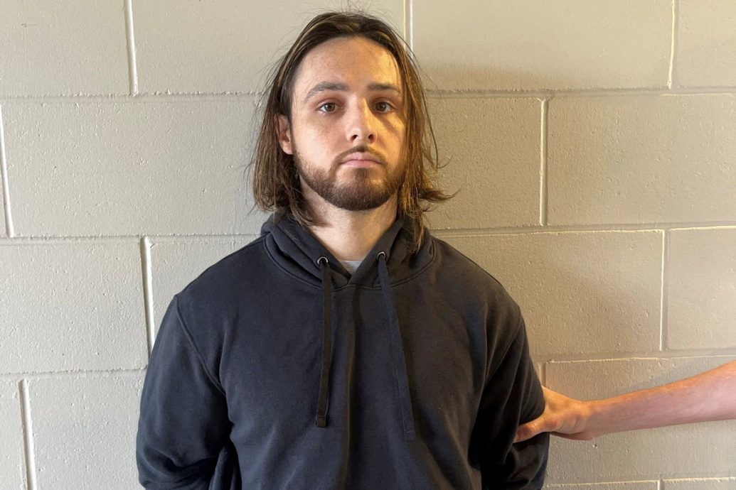 洛杉矶断崖野火嫌犯遭控恶意纵火 最高面临45年徒刑