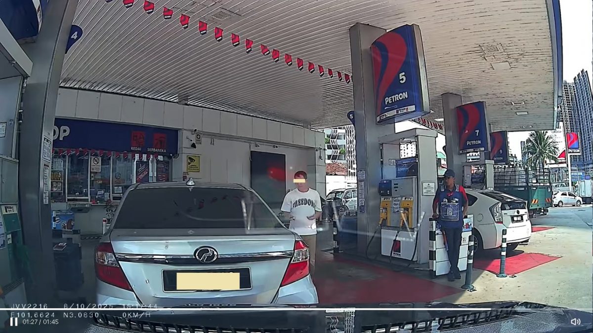  添油后不移车还搞失踪？ 车主被指霸占油泵挨轰