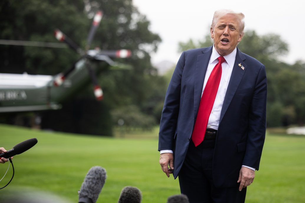 特朗普本月下旬亚洲行 访日期间将与日新首相会面