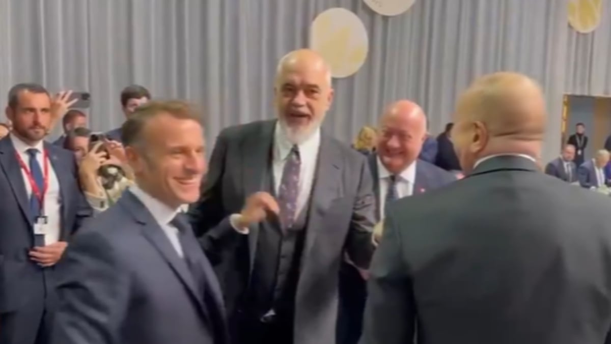 特朗普知道后会发火?马克龙和阿尔巴尼亚总理私下嘲笑口误