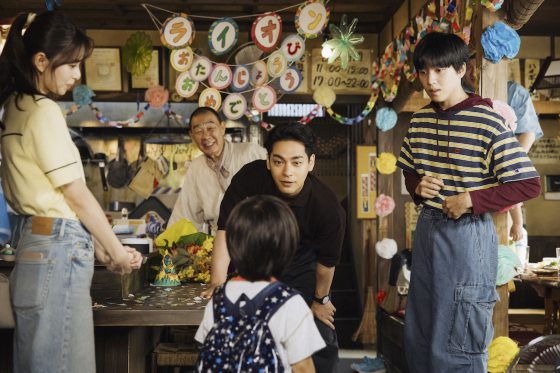 王晋恒／《狮子的藏身处》家，是一望无际的草原，不是囚笼	