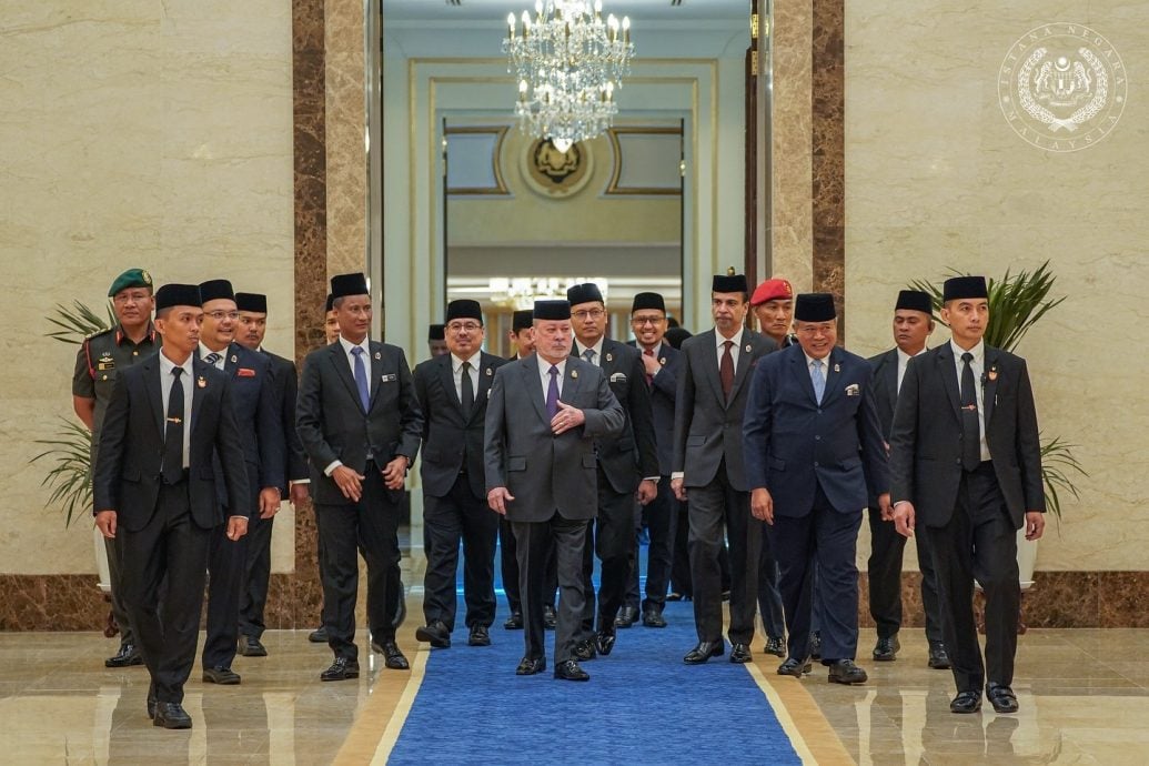 玻璃市拉惹今主持第270届马来统治者理事会会议