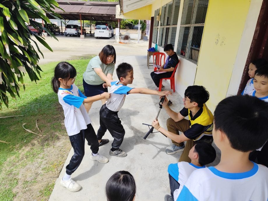 用手机拍摄原创短片 渊民师生以行动倡反霸凌
