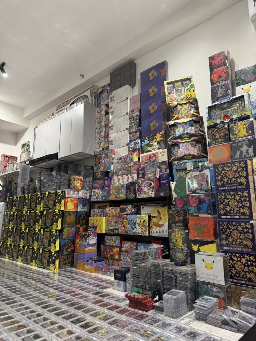 男子出售整套宝可梦珍藏卡 卖出RM187万天价!