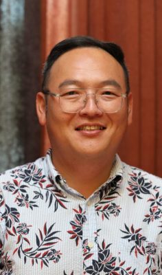 疑台风“桦加沙”余波影响，东海岸海域潮急浪大渔船出海需提高警惕。